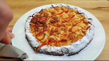 Apfelkuchen Rezept, mach das, wenn die Anzahl der Äpfel viel größer als der Teig ist