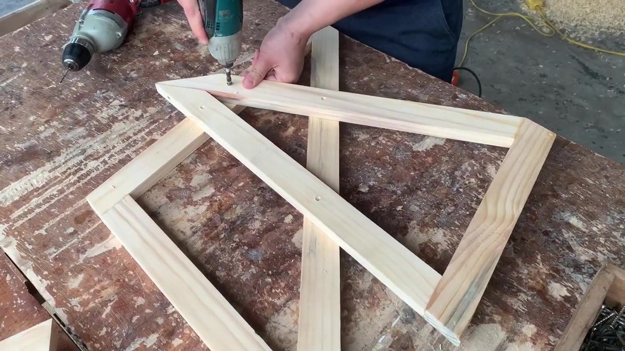 Simple Outdoor Chair Design - DIY Modern Rustic Outdoor Chair