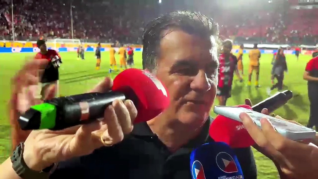 Fábio Mota comemora classificação do Vitória e exalta torcida: “O Barradão é o diferencial”