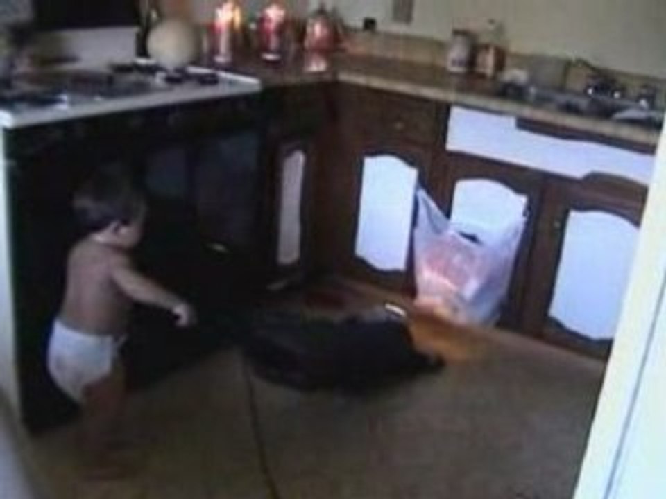Cuidado-bebe-trabajando