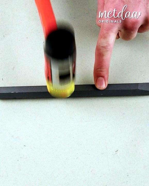Creating amazing different objects using liquid aluminum!