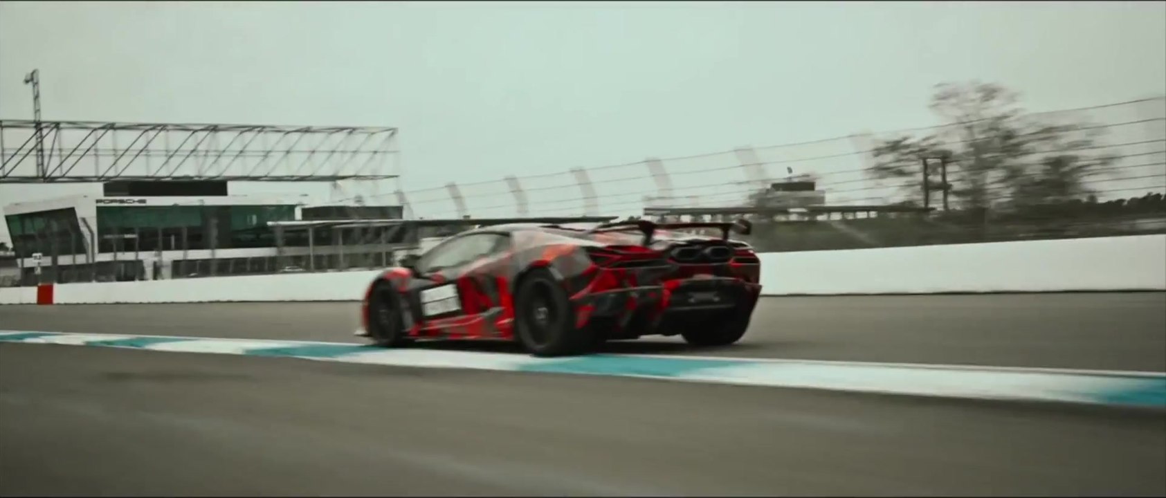 Record lap at the Hockenheimring for the new Lamborghini Revuelto SV