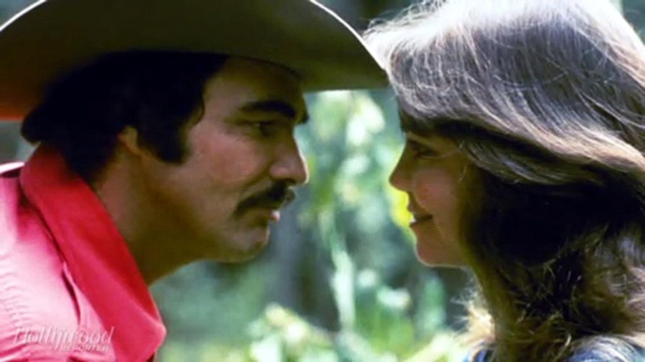 Burt Reynolds Dies at 82 in Florida | THR News [Full Movie]