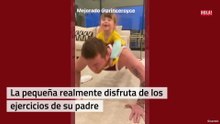 Canelo entrena en casa junto a su hija María Fernanda