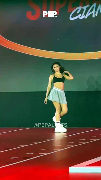 Cianne Dominguez walks the Century Tuna Superbods 2026 runway | #PEPCoverage #shorts