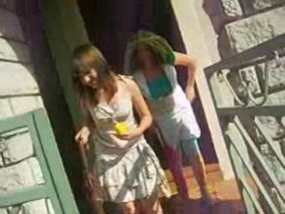 Les Vieilles Dans La Rue