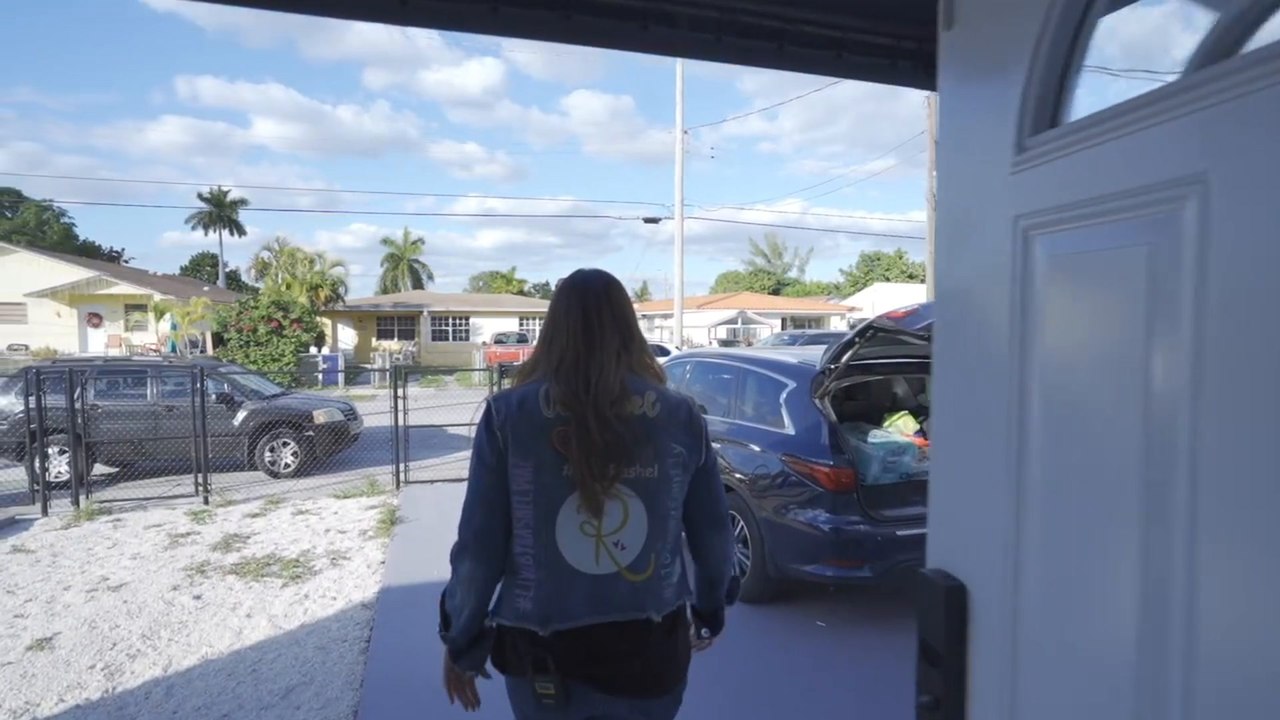 Rashel Díaz adelanta detalles del nuevo proyecto con su esposo tras salida de Telemundo