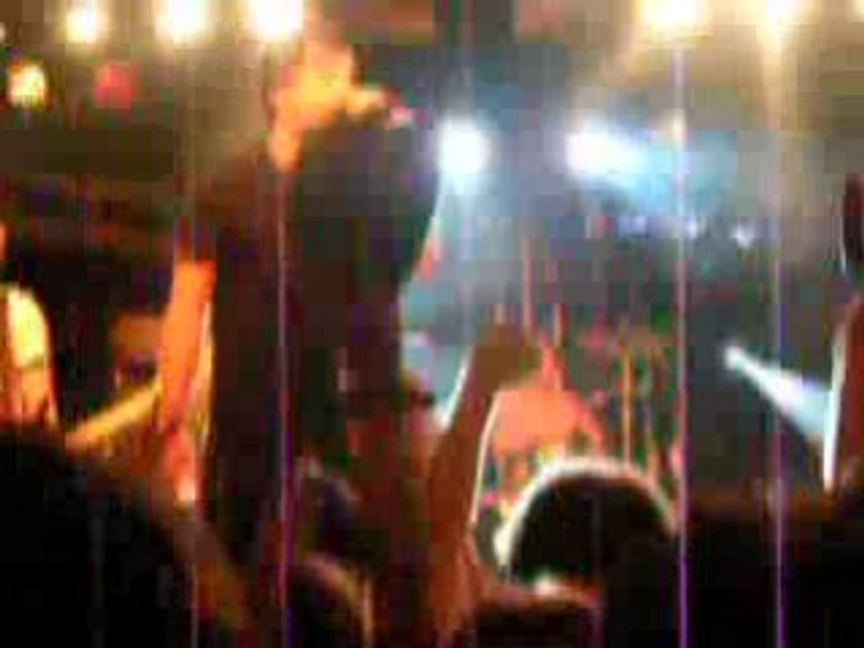 Simple Plan - Thank You ~ Merciii (live)