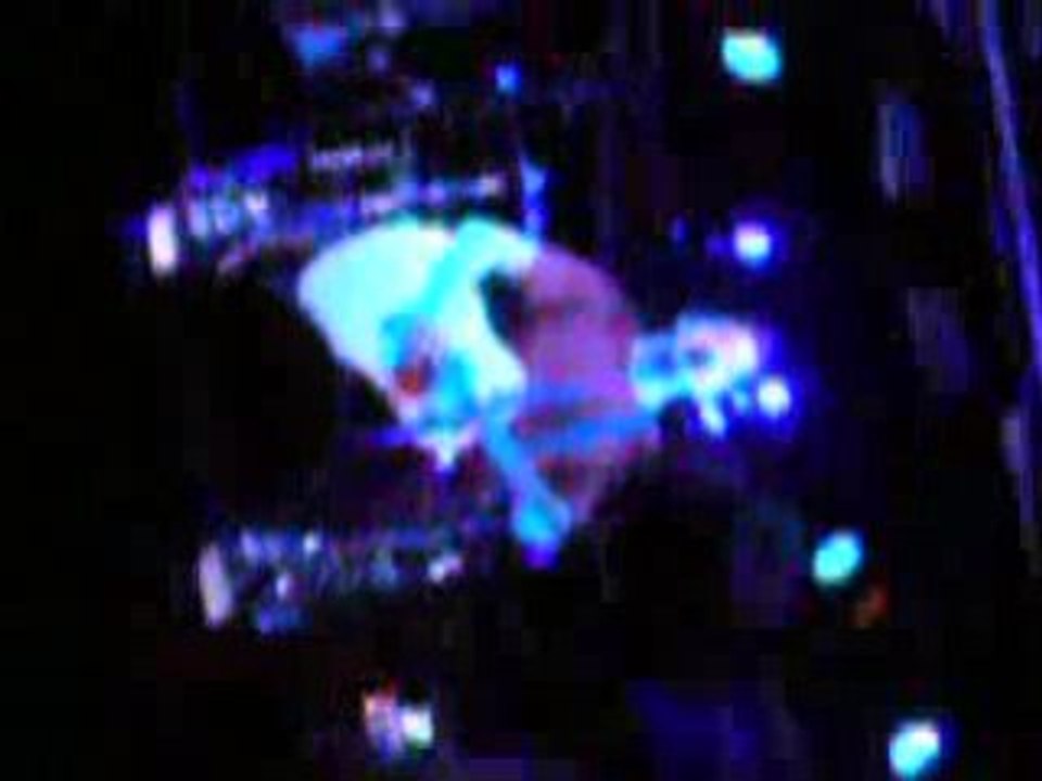 Simple Plan - Don't cry, Guns and Roses COVER (live)