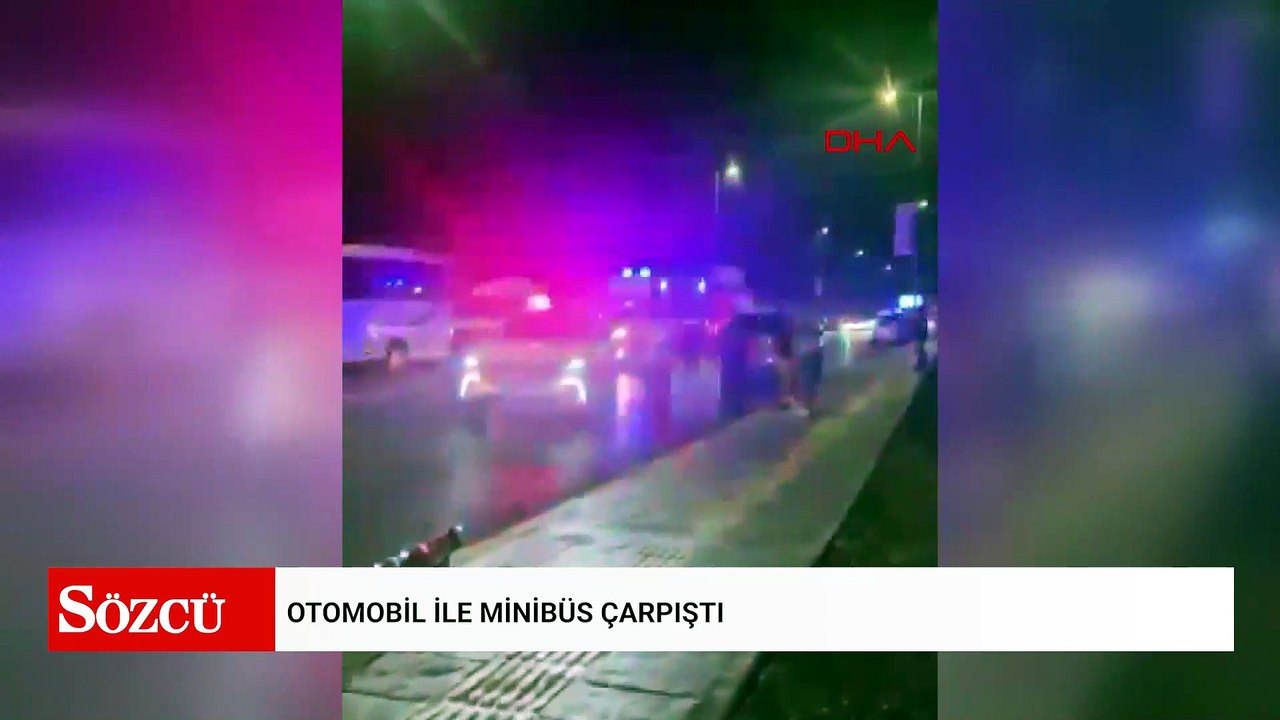 Otomobil ile minibüs çarpıştı: 8'i turist, 10 yaralı