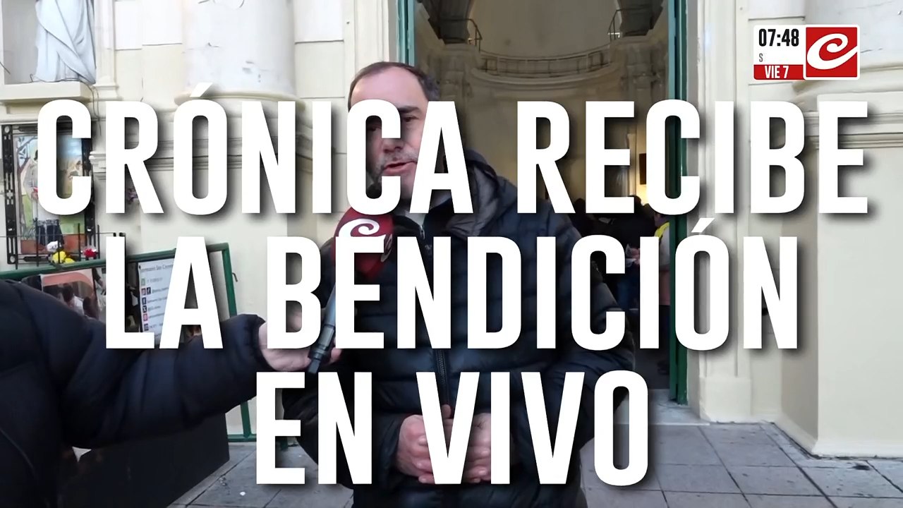 El Padre Lucas bendice a Crónica y a todos sus televidentes