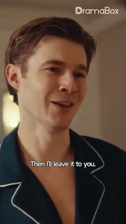 A delivery boy saves a CEO🌈and the obsessed CEO will destroy anyone dares to touch him🌈Full BL movie