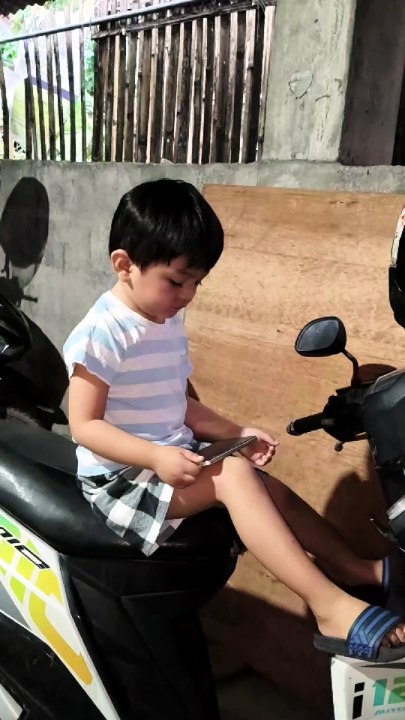 Gaselpon selpon si Grey