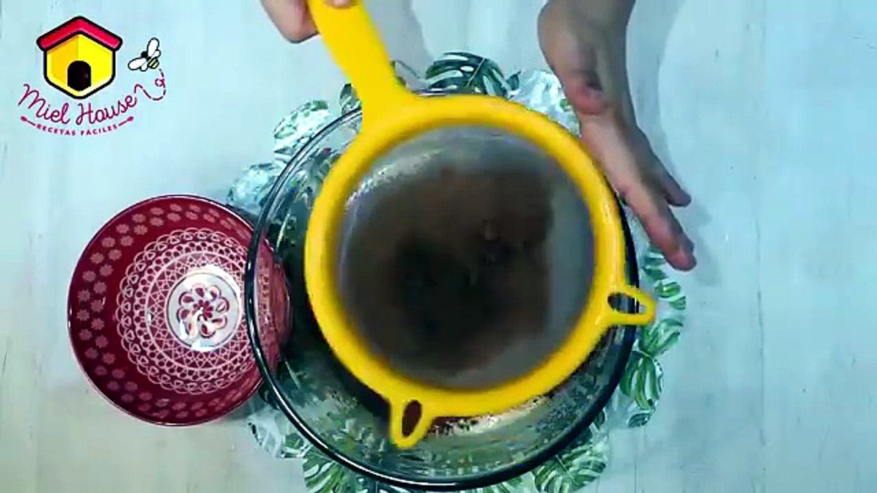 Magdalenas de chocolate caseras: la receta fácil para que salgan húmedas y esponjosas