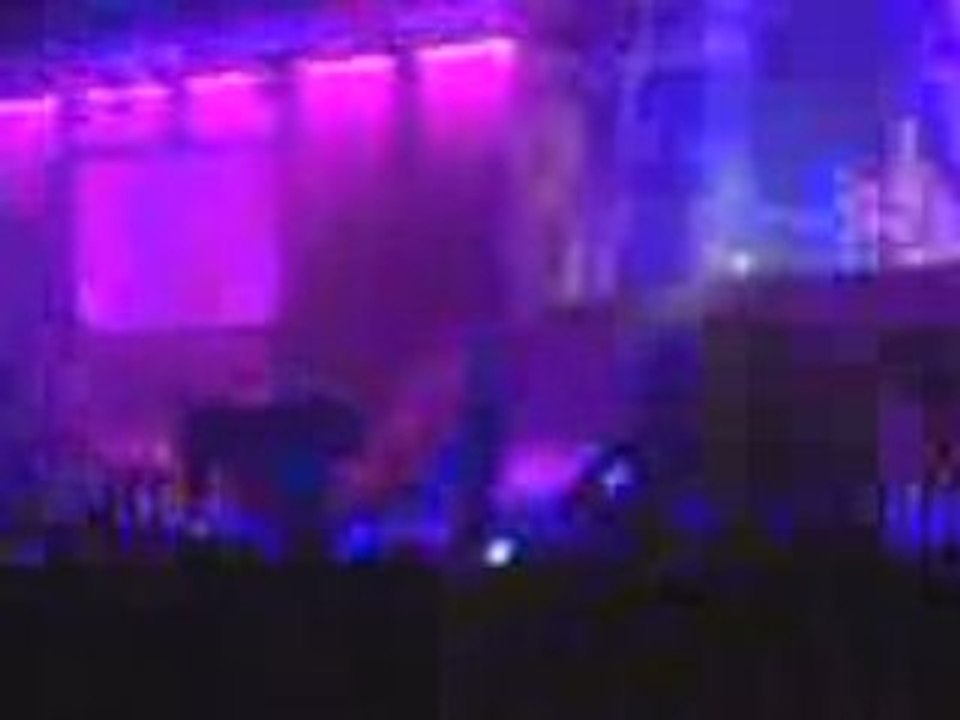 alicia keys-paris berçy juillet 2008