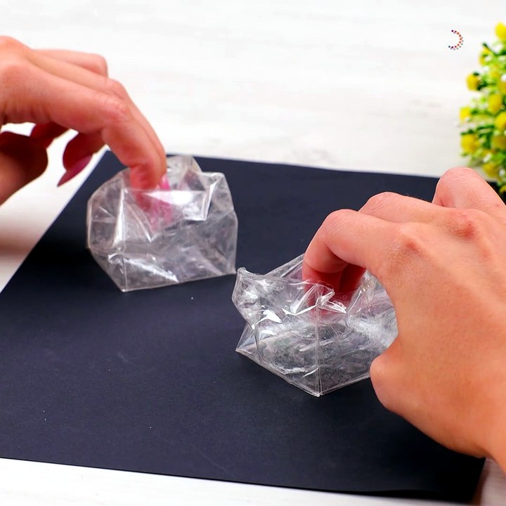 Get ready for some fun DIY transparent bouncy tape! 🤩💯