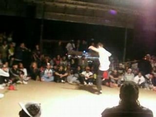 STREET DANCE CAMP  Tatsuo versus tchek semi final