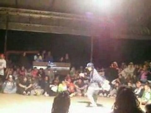 STREET DANCE CAMP Hiro versus Steph semi final