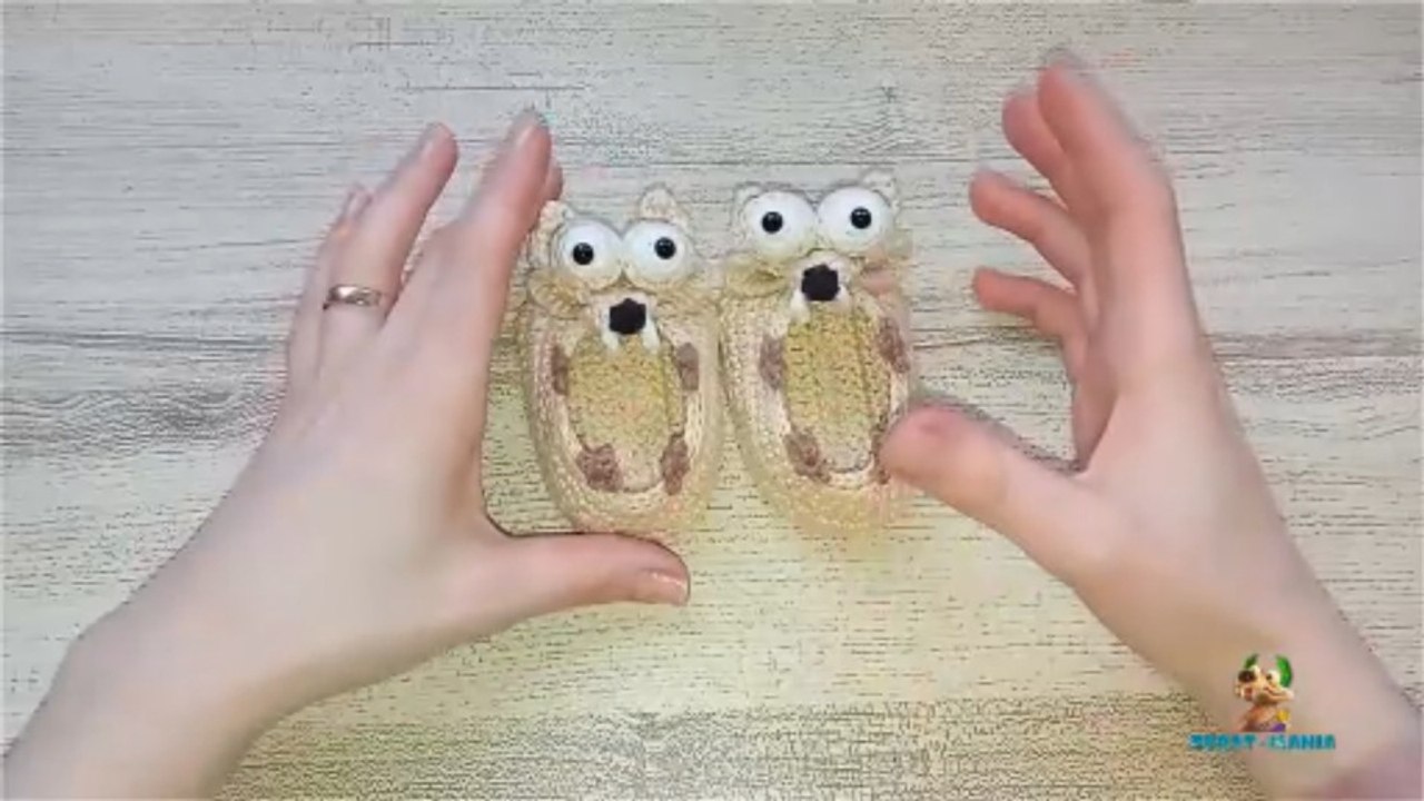 SCRAT - THE SCRATISTS - CROCHET - AMIGURUMI - BABY BOOTIES - PART 4 - BRAZIL - POR