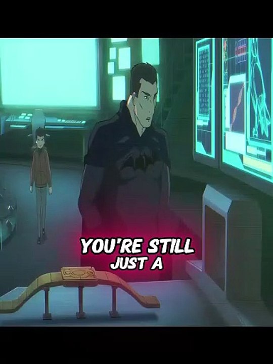 Robin(Damian) vs Nightwing. #Batmanfamily #boywonder #superheroes #fighting #dc #dccomics