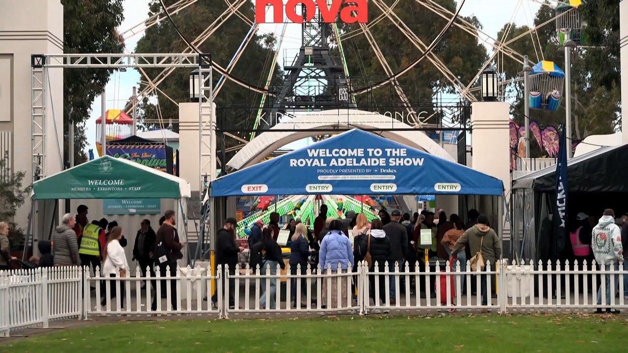 Royal Adelaide Show cancels bird and poultry exhibits amid rising bird flu cases