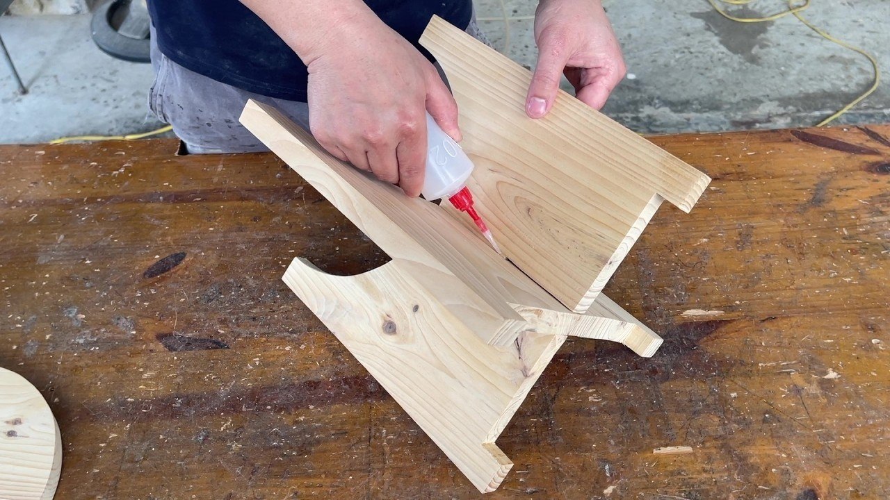 Wood Furniture Designs - Make Your Own Simple Yet Beautiful Wooden Stool