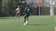 Los 3'' de Diomande que le han bastado para ganarse al madridismo: "Esto no lo hace nadie"