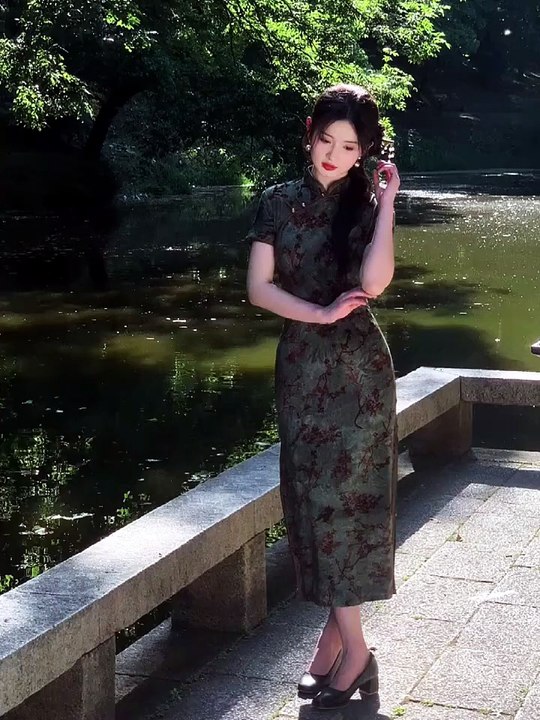 Women's Elegant Chinese Qipao Dress – Vintage Floral Mandarin Collar Cheongsam