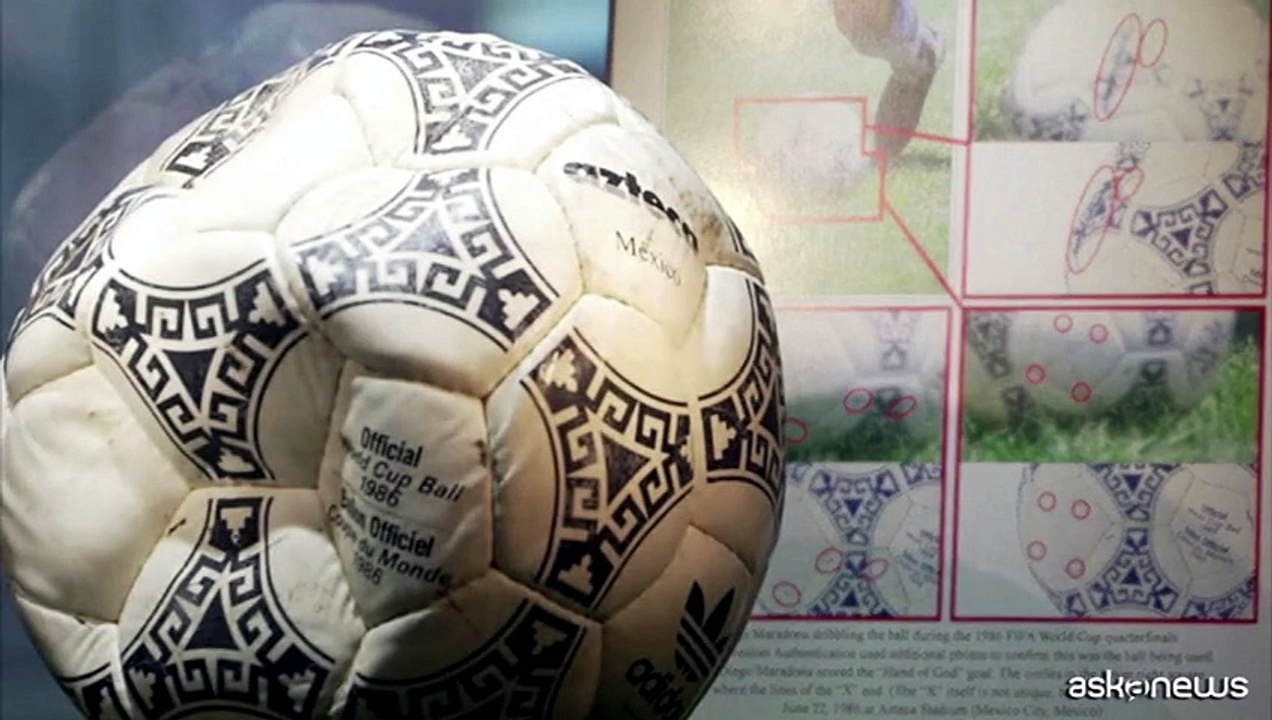 Il pallone della "Mano de Dios" all'asta per oltre 10 milioni dollari