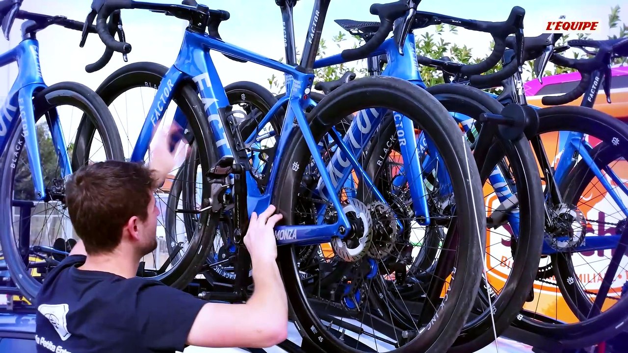 Autour de Ma Petite Entreprise : Au cœur du rush perpétuel des mécaniciens - Tour de France femmes avec Zwift