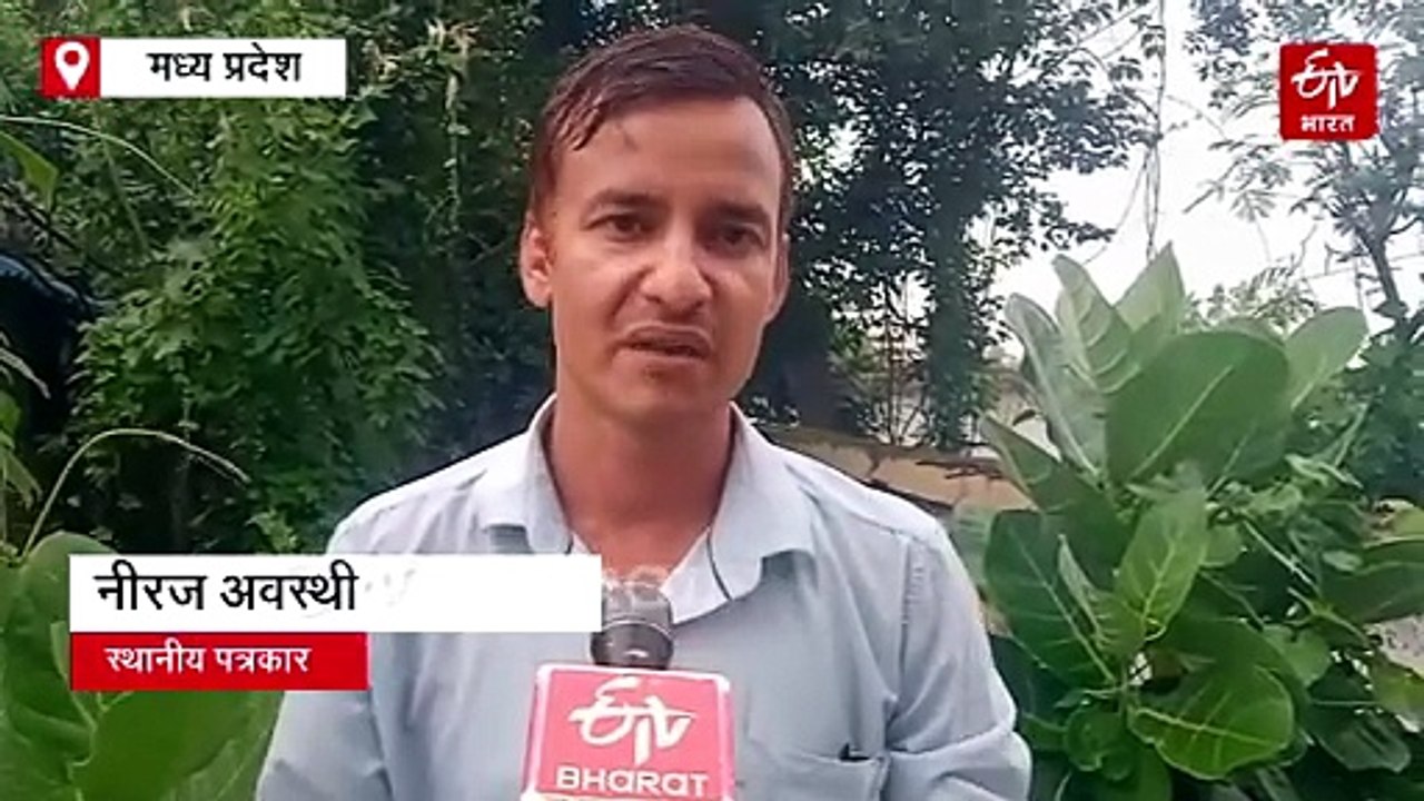 सागर के बजरंग धाम में जान पर खेल पहुंचते हैं भक्त, हनुमान जी ने अपने पैरों से रोकी थी बाढ़!