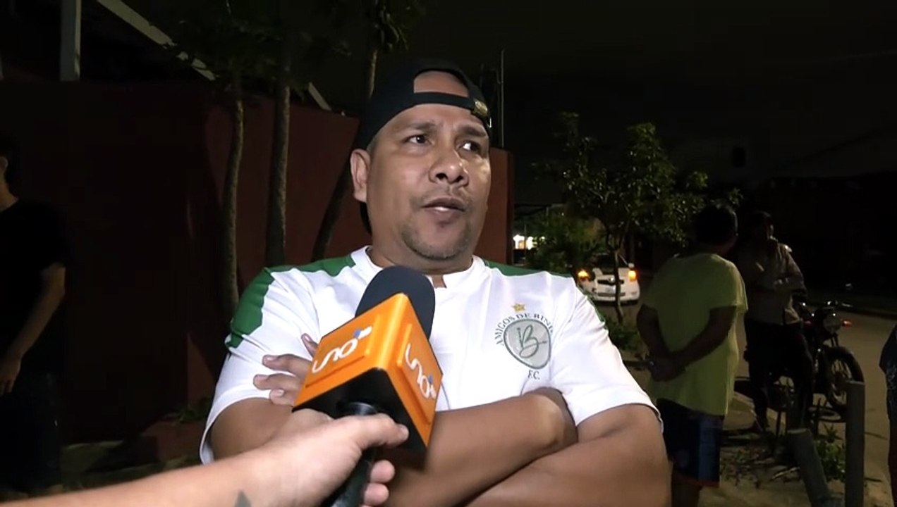 1 BUHO POLICIA CHOCA VEHICULO