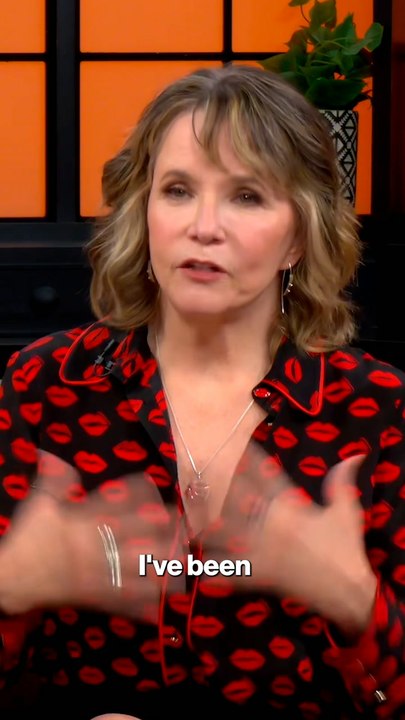 'Anna Pigeon' EP Lea Thompson talks mentorship