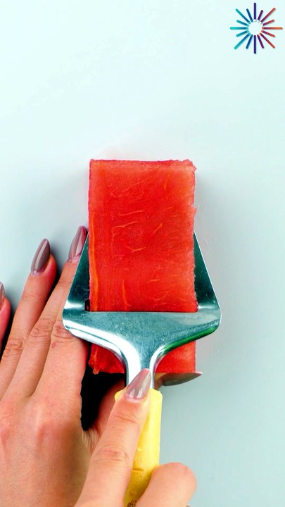The ultimate watermelon & cheese snack! 🍉🧀