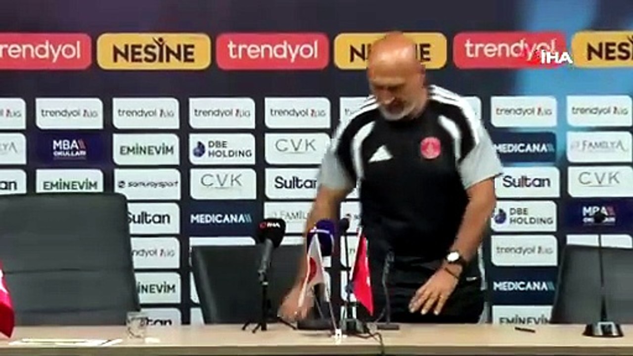 Levent Açıkgöz: "Galibiyet alamadık ama 1 puan da kaybetmekten iyidir" | Ajansspor | IHA