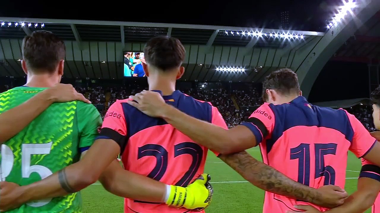 Emotivo minuto de silencio en Barcelona vs. Nottingham Forest por la muerte de Jorge Messi