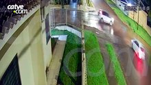 Citroën roda na pista em acidente no Bairro Canadá; veja o vídeo