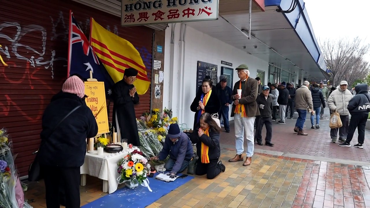 Hundreds gather to mourn Melbourne shop owner after fatal alleged bashing