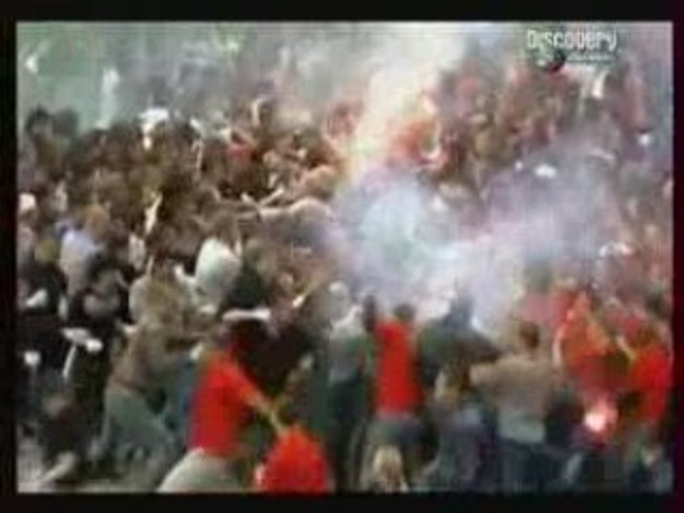 HOOLIGANS FC - La Russie 5.5 - Reportages Sur Les Hooliganes