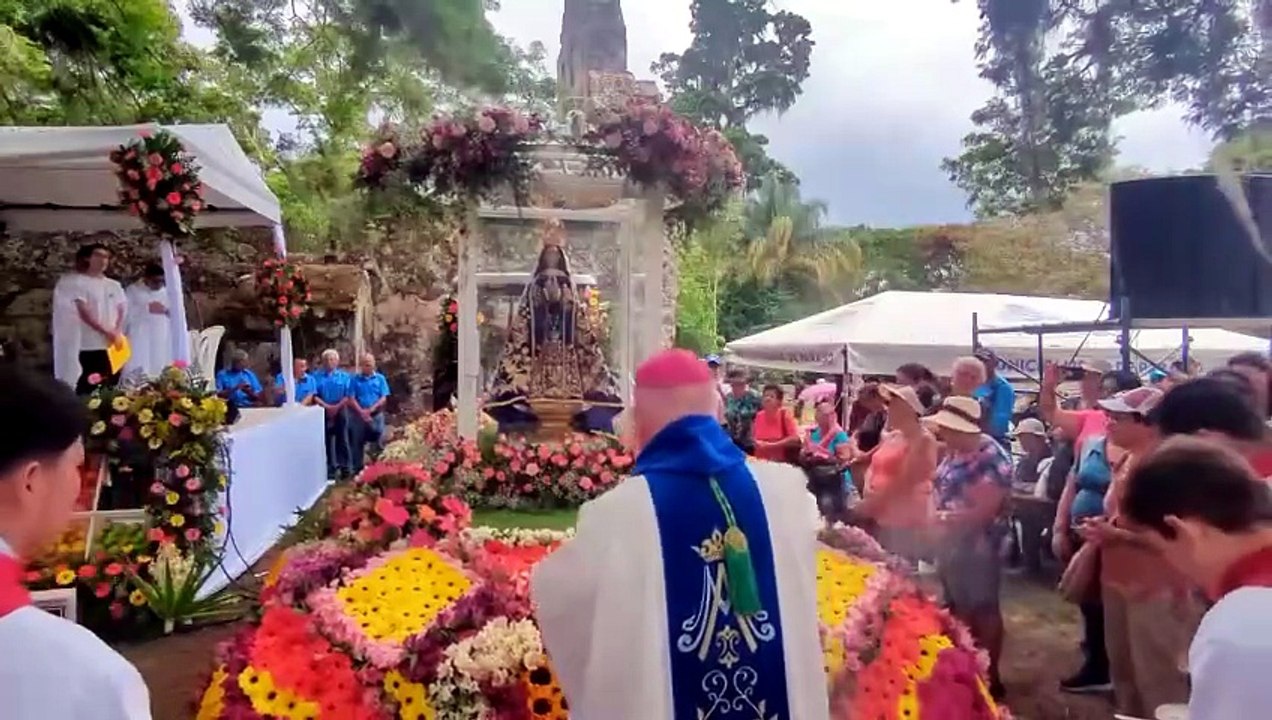mqn-ujarras-convoca-a-generaciones-en-una-romeria-marcada-por-la-memoria-100426 [Full Movie]