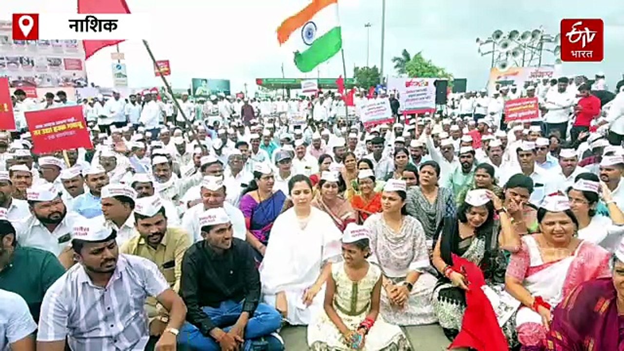 नाशिक-पुणे सरळ रेल्वेमार्गासाठी 'रास्ता रोको' आंदोलन! हिवरगाव टोलनाक्यावर महामार्ग 3 तास रोखला, 2 किमी लांब रांगा