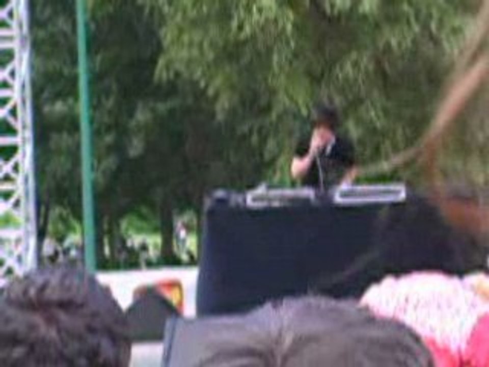 quentin a cublize au concert du lac des sapins 14/07/08