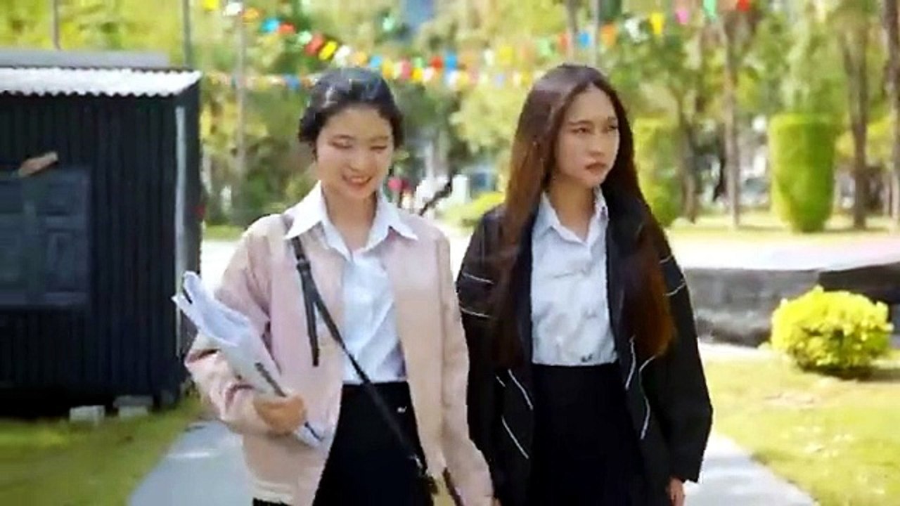 Thai  Lesbian  Movie. 871