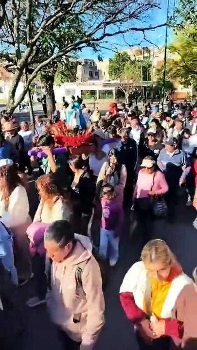 Llegada de la procesión de San Cayetano a la pl...