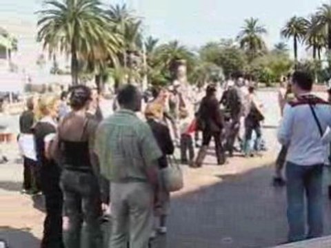 Descente marches: sa seul meufs et putain c'était un steak