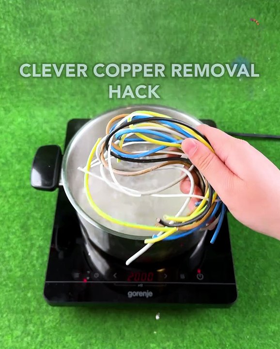 How to remove copper from wires easily