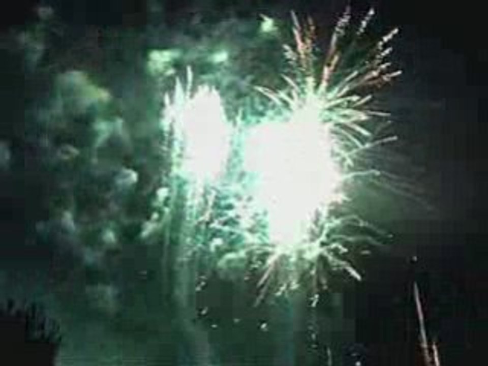 Feu artifice 14 juillet uzès