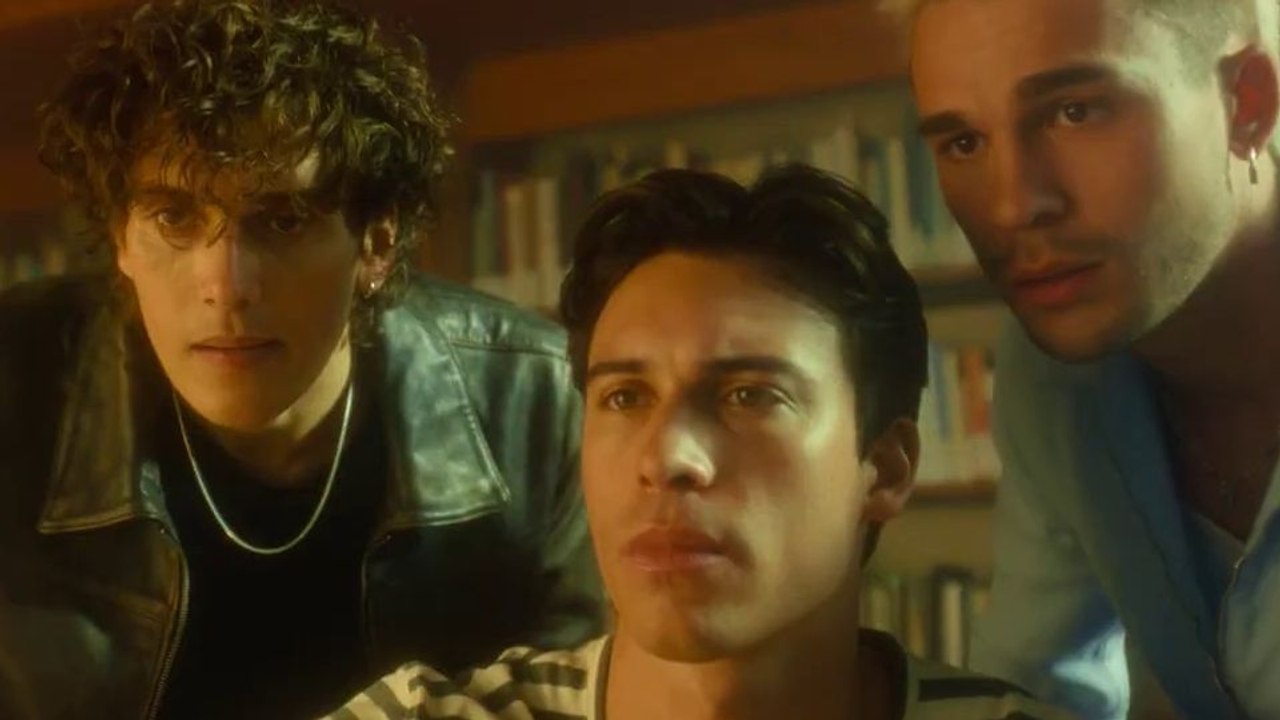 Back To The 90s Trailer DF