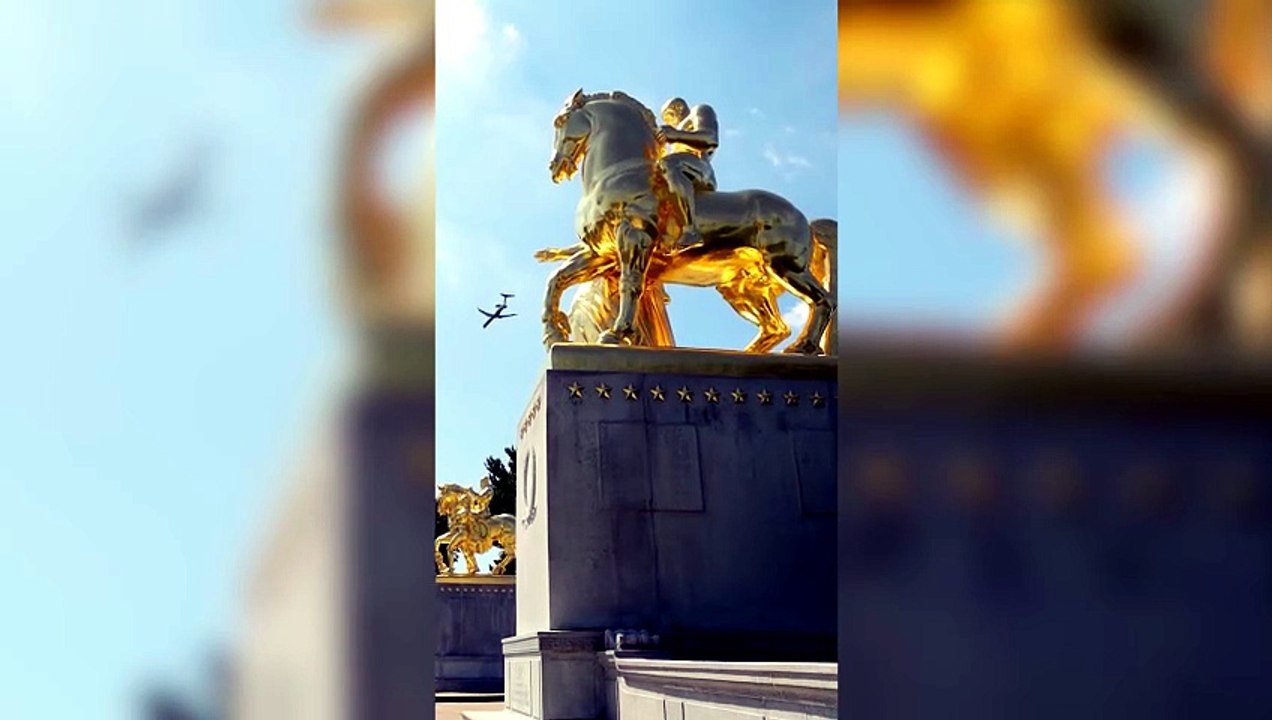 Así quedaron las estatuas y monumentos históricos en Washington D.C. que fueron bañados en oro por orden de Donald Trump