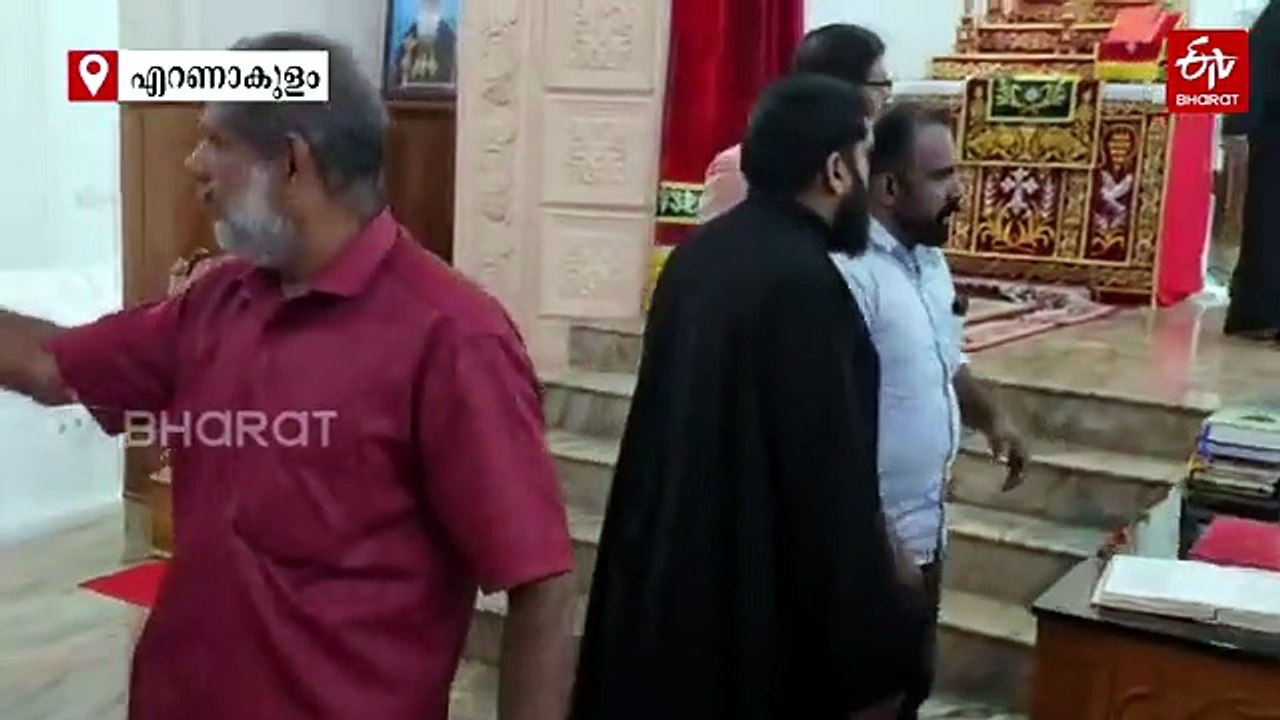 പിറമാടം പള്ളിയിൽ ഓർത്തഡോക്സ്-യാക്കോബായ സംഘർഷം;...